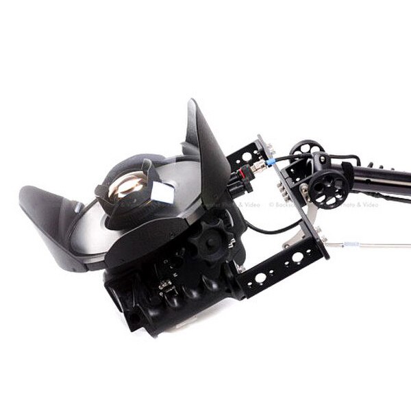 Aquatica Remote Capture System, pole with tilt mechanism and housing attachment bracket