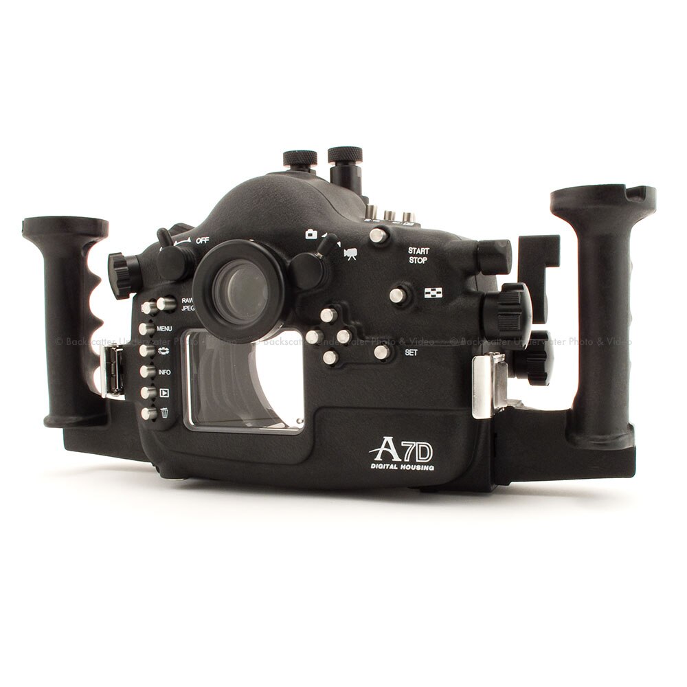 メーカー再生品 AquaTech CO-7 Underwater Sports Housing for Canon EOS 7D Rated  Down to 33 Feet