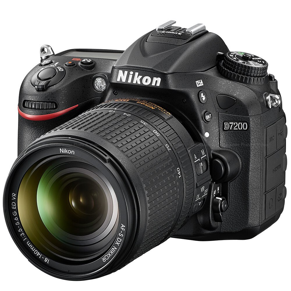  Nikon  D7200  DSLR Camera Body