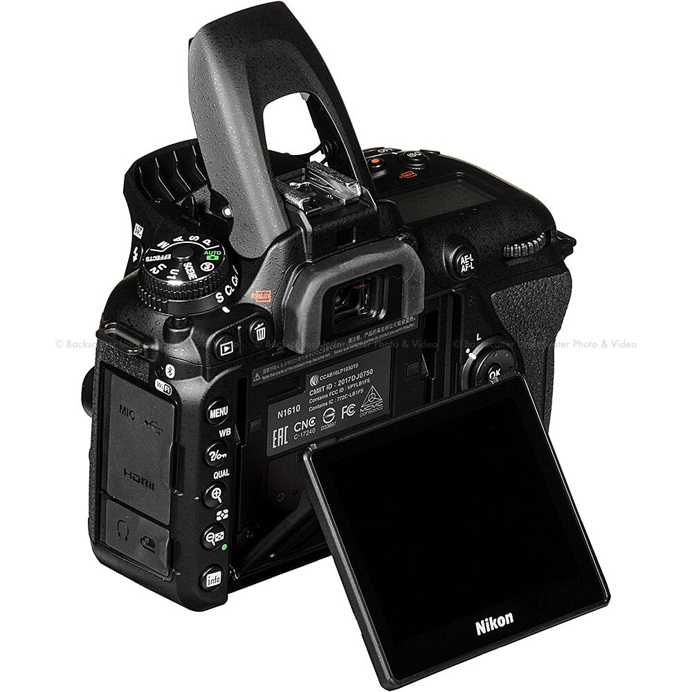 K*o様 Nikon D7500 本体 Nikon D7500 DSLR with 18-140mm VR Lens 1582 - Adorama
