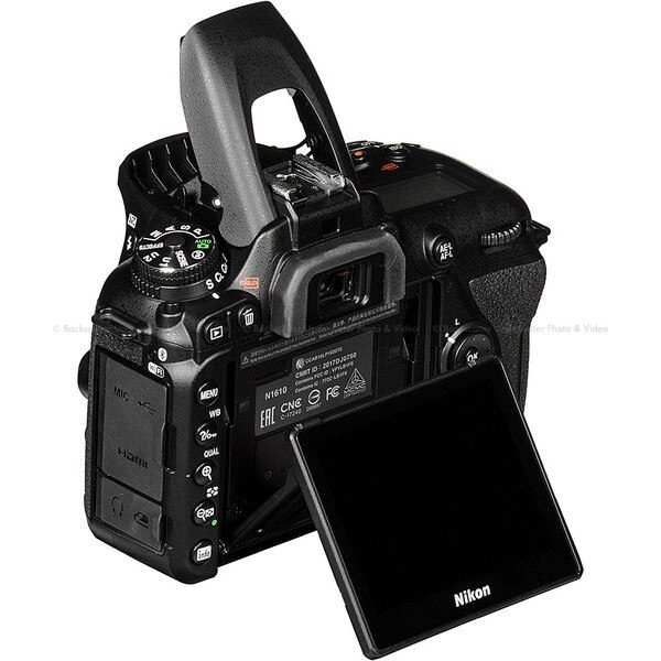 LCD Screen of Nikon D7500 DSLR Camera Editorial Photography - Image of  photographer, technology: 215743412