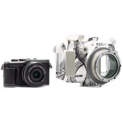 Olympus PEN E-PL10 Camera & 14-42mm EZ Lens Kit with Backscatter Octo Underwater Housing