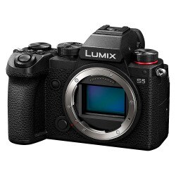 Panasonic Lumix S5 Full Frame Mirrorless Camera
