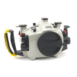 Subal ND700 Underwater Camera Housing for Nikon D700 Digital Camera