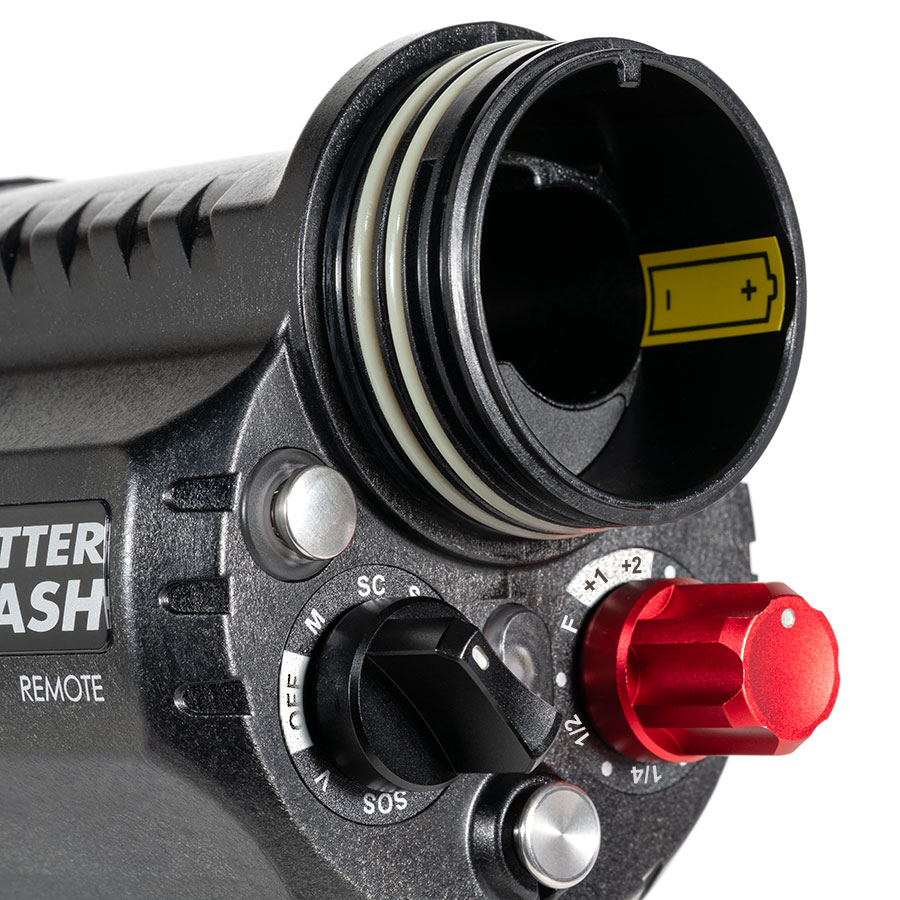 Backscatter Hybrid Flash Underwater Strobe & Video Light Review - triple O-ring seal