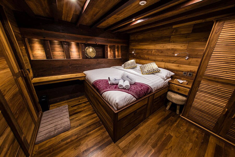 Raja-Ampat-Indo-Samambaia-dbl_cabin